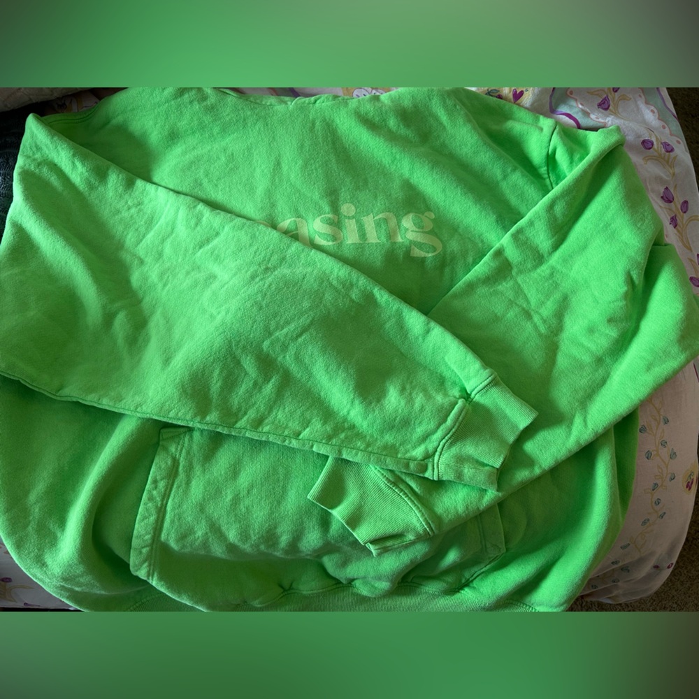 PLEASING HARRY STYLES HOODIE - Picture 4 of 5